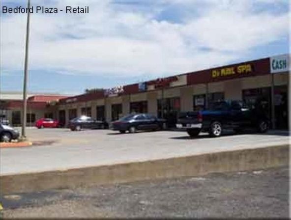 Bedford Plaza Retail Center: 524 Bedford Rd, Bedford, TX 76022